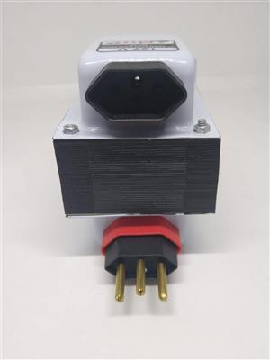 AUTO-TRAFO E-220V / S-110 - 350VA 03.00.0120 E-220V / S-110 - 350VA 